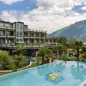 Szálloda Alexander, Limone sul Garda